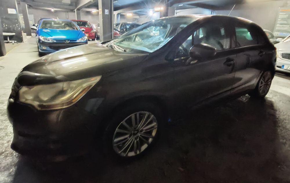 Citroen C4 1.6hdi ano 2010