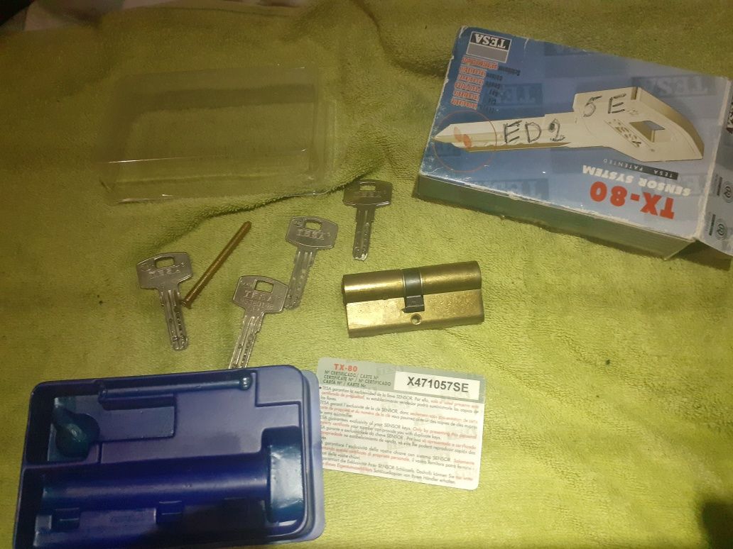 Canhão de fechadura de cilindro duplo, usado. porta de aluminio /chapa