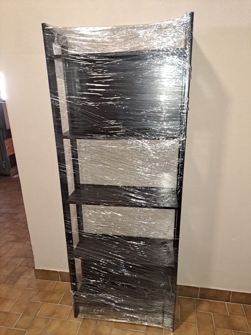 Estante preto-castanho
