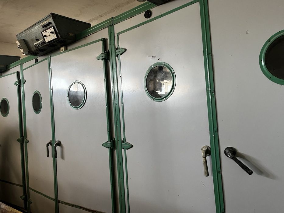 Продам інкубатор Універсал 55