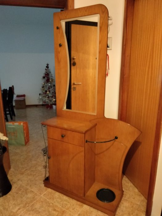 Móvel de entada como novo