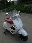 Акумуляторний скутер Vespa GTS 300 білий