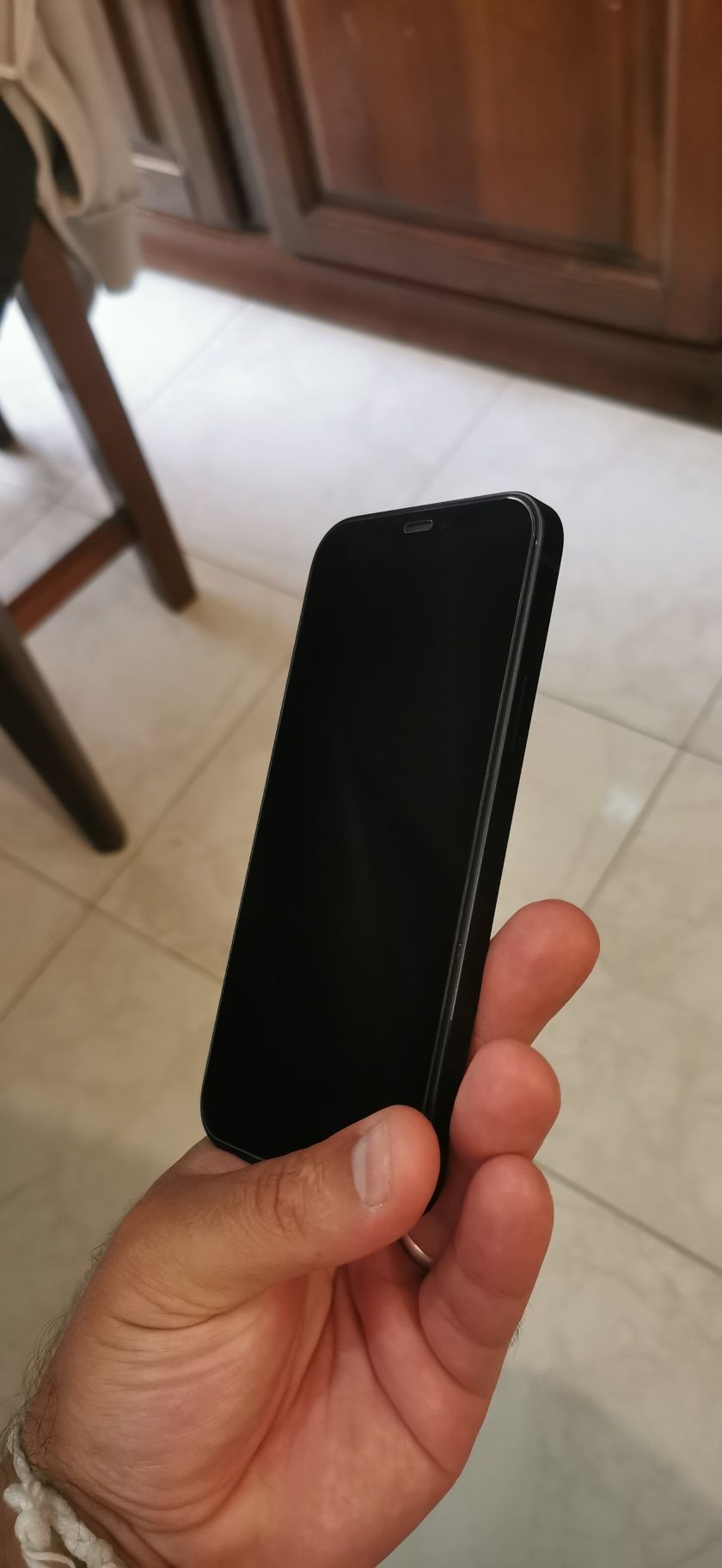 IPhone 12 como novo na caixa