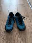Buty sportowe, ciemny turkus i czerń, 39