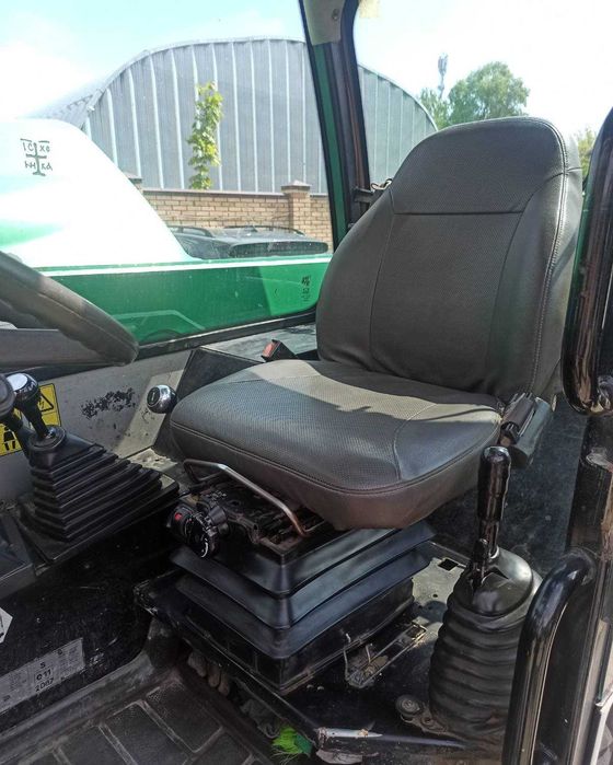 Телескопічний навантажувач JCB 531-70 практичніше Manitou Гарний стан