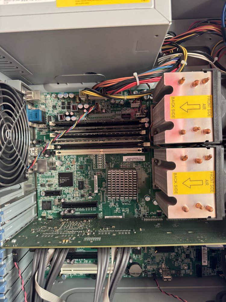 Сервер HP CPU: 2X intel Xeon E5450/12Gb/250Gb+1Tb/ATX
