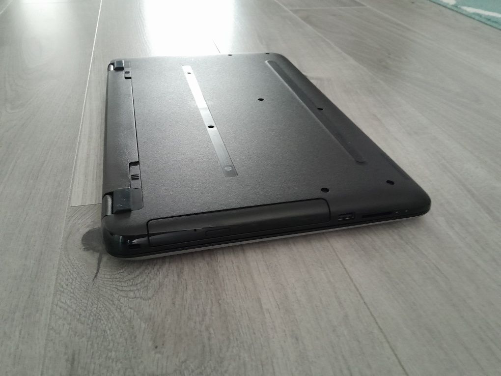 Laptop HP 250 G50 Idealny Wysyłka