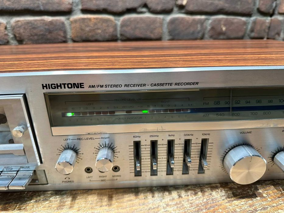 Amplituner z Magnetofonem HIGHTONE HST-1012