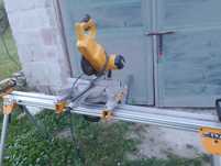 Piła i stół Dewalt