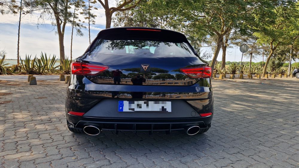 cupra versão 300 performance 2.0 TFSI cx DSG 418cv Seat Leon 100% bom