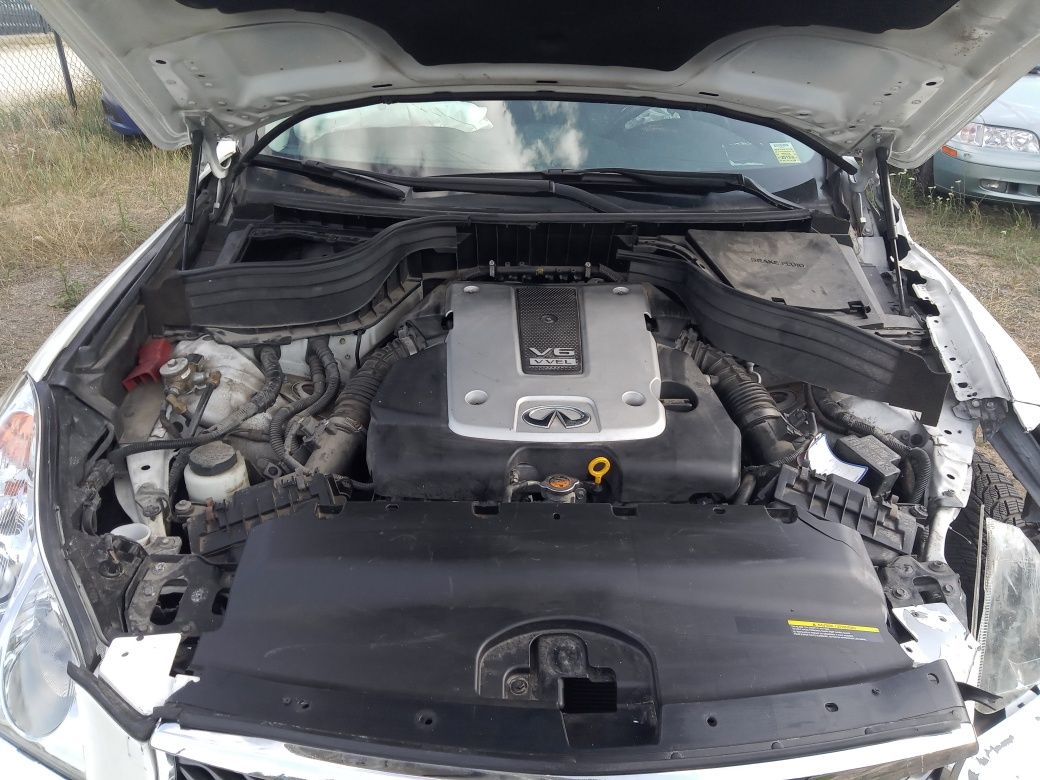 Infiniti QX50 3.7 V6 GAZ lekko uszk okazja