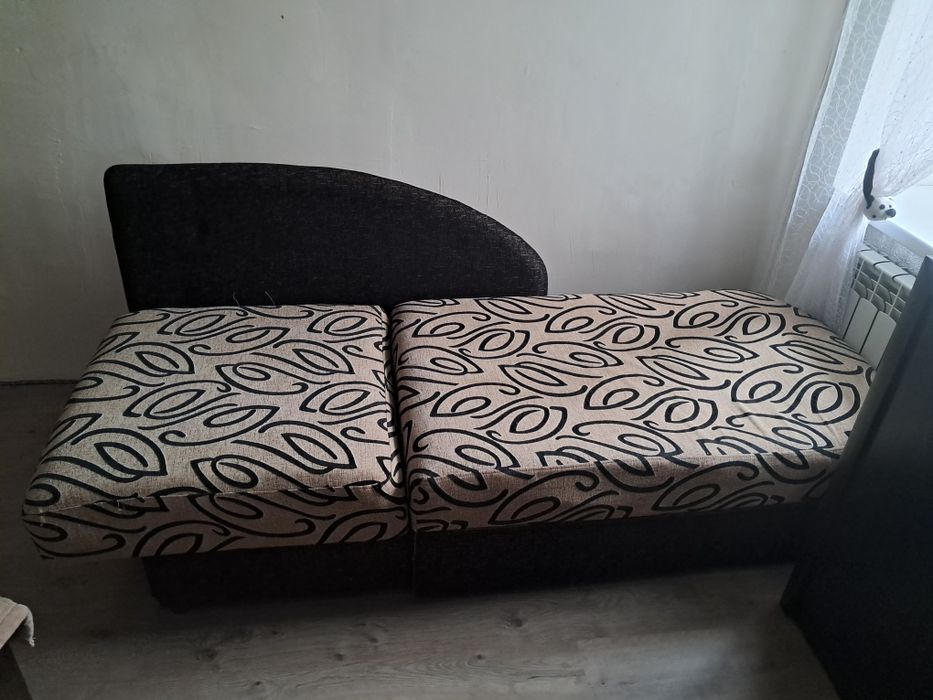 Диван.складний.гарному стані