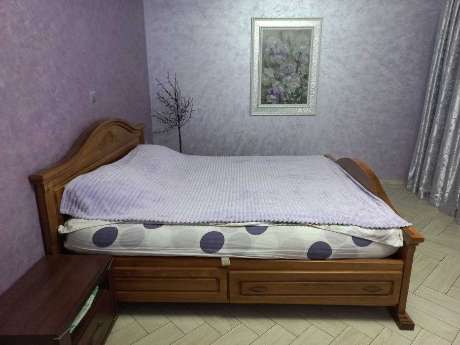 Ліжко із бука б/у