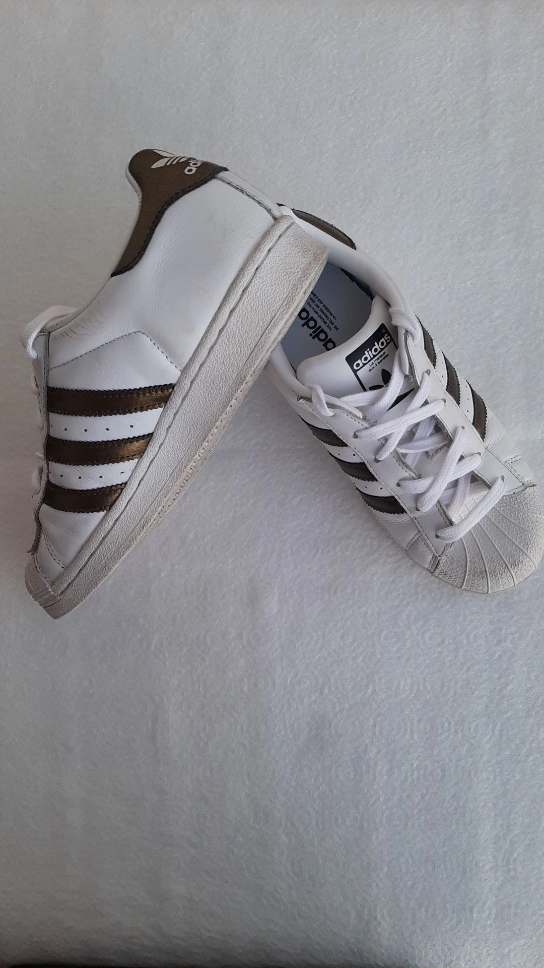 Ténis Adidas Superstar