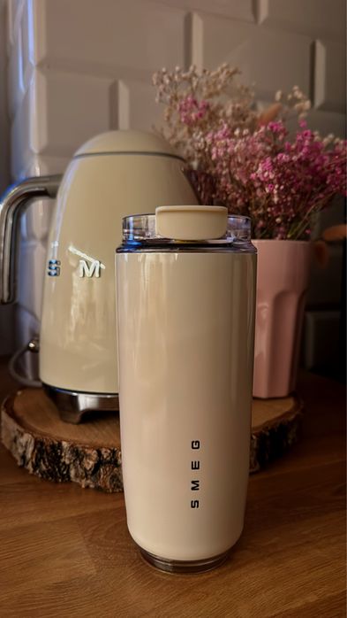 Kubek termiczny Smeg 430 ml bezowy