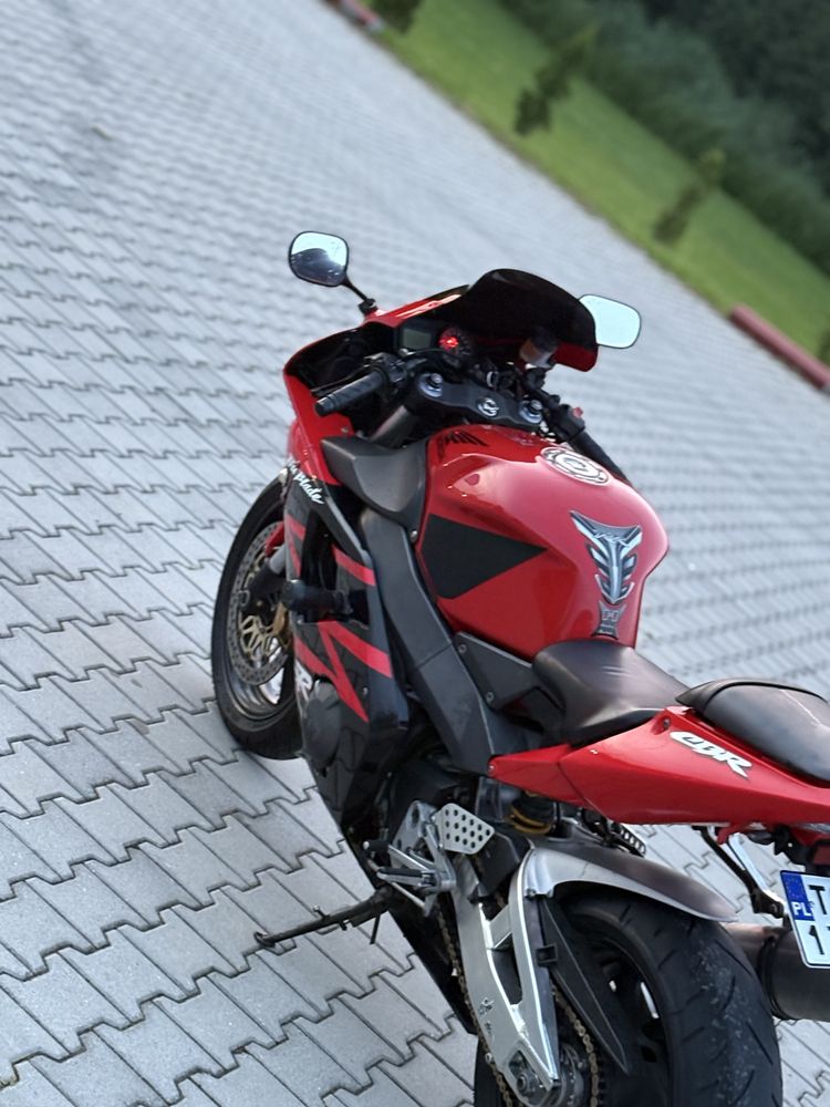 Honda cbr 954 rr fireblade