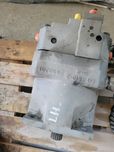 Silnik jazdy liebherr 314/312/316