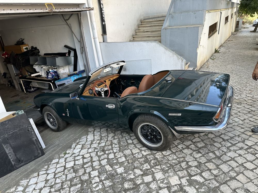 Troco  dois  classicos por descapotavel mais recente