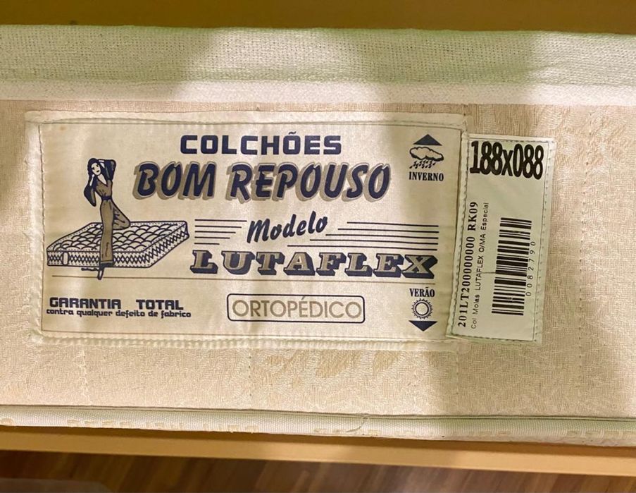 Conjunto de mobília