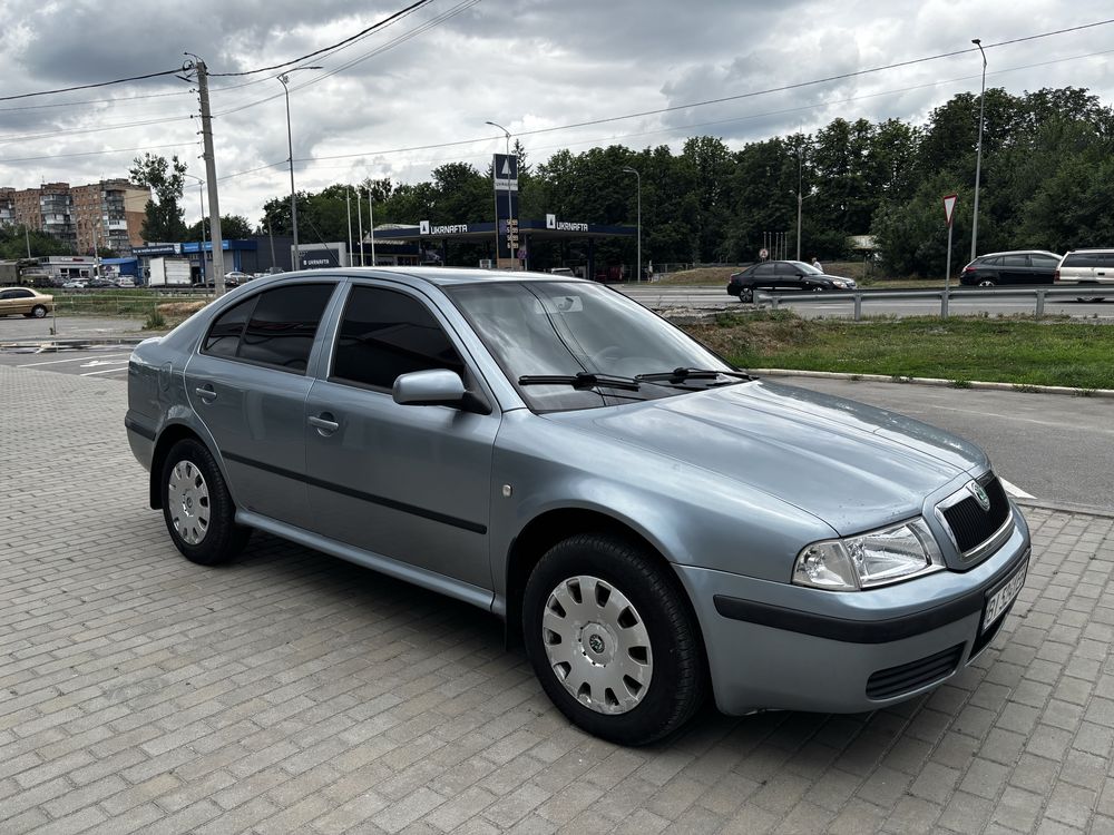 Продам Skoda Okrtavia 1.6 mpi газ/бензин