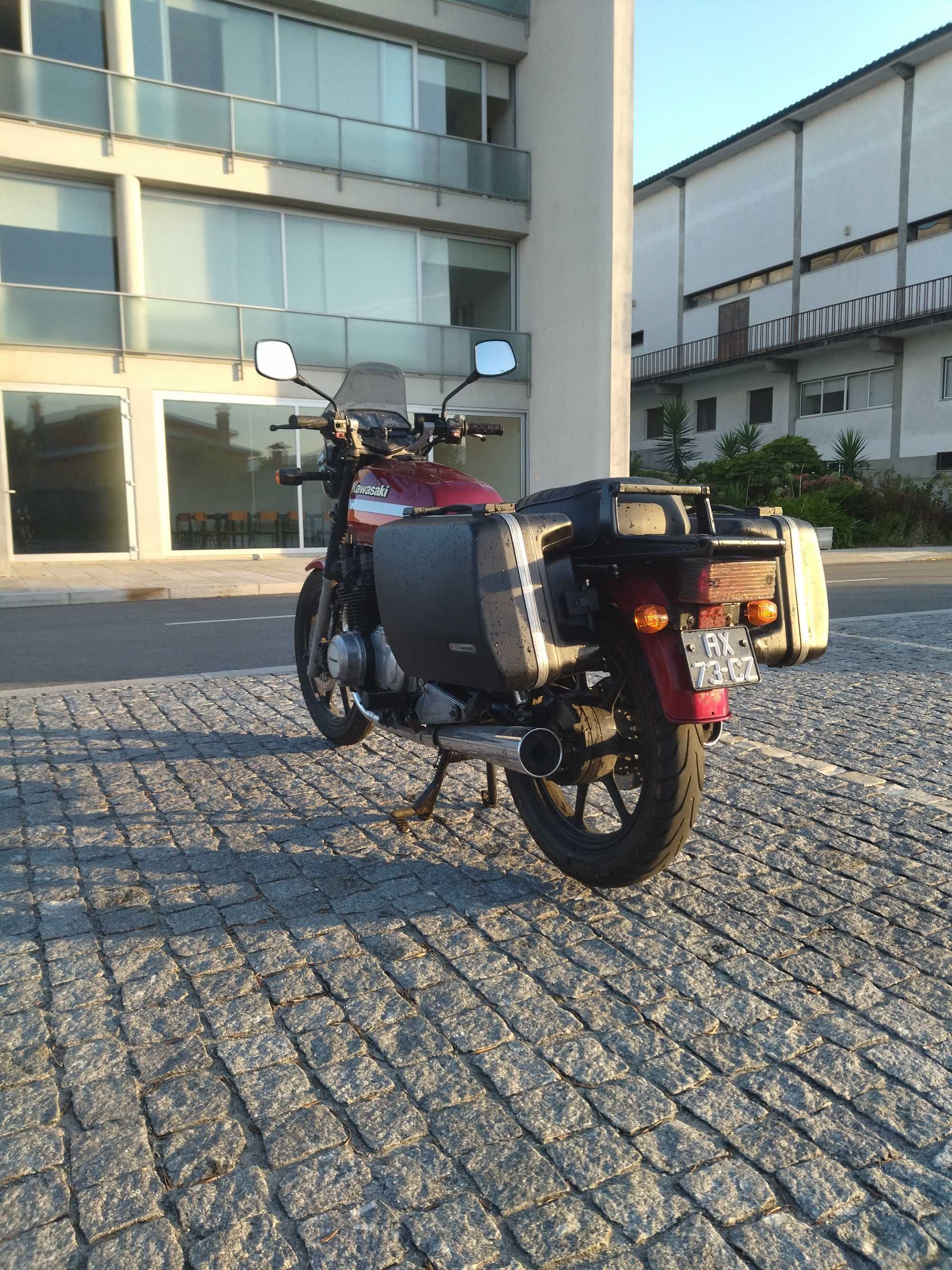 Kawasaki z750gt impecável