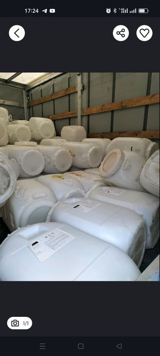 Продам бочки пластикові на 50л бу чисті під воду клюкву квашен капусту