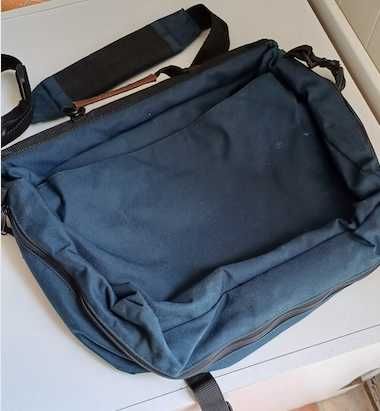 Mala Eastpak (modelo exclusivo)