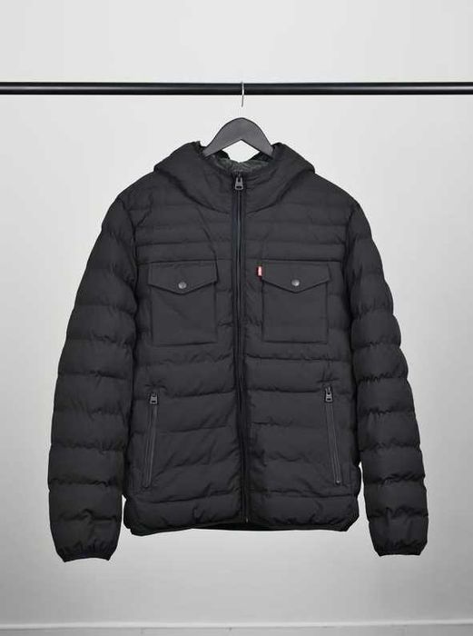 Куртка,пуховик Levi's Левайс оригинал,раз L,лучшая цена в интернете