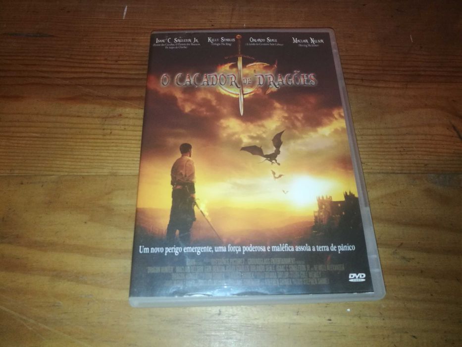 O CAÇADOR DE DRAGÕES	DVD (legendagem em Português)