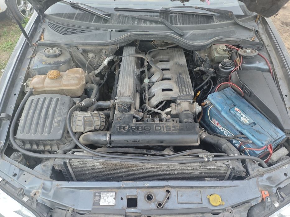 Продам Опель омега В.2.5 турбо дізель.двигун з бмв.