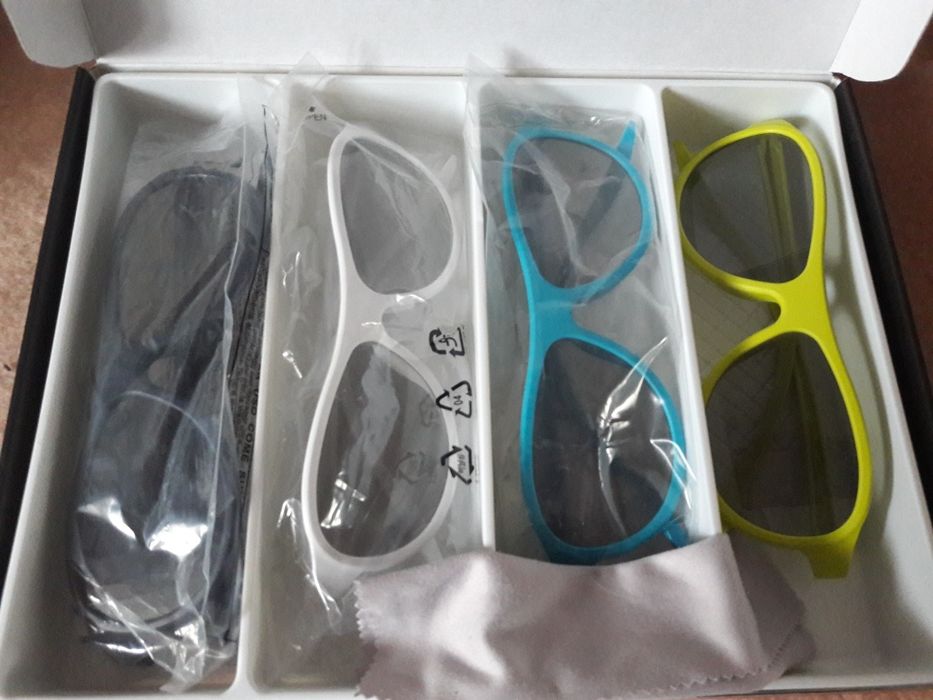 Okulary 3 D 4 szt