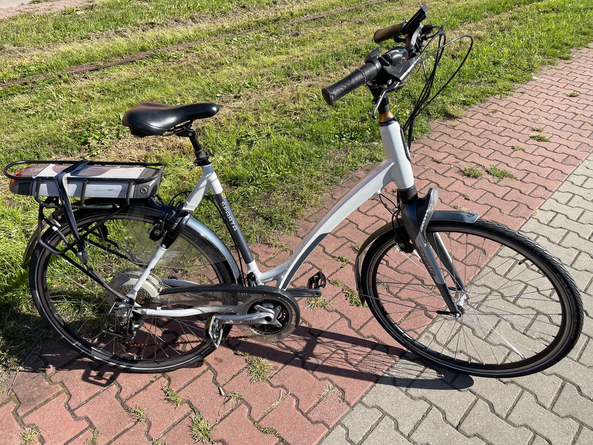 Trekkingowy rower elektryczny SPARTA RXS+ 36V DEORE /A