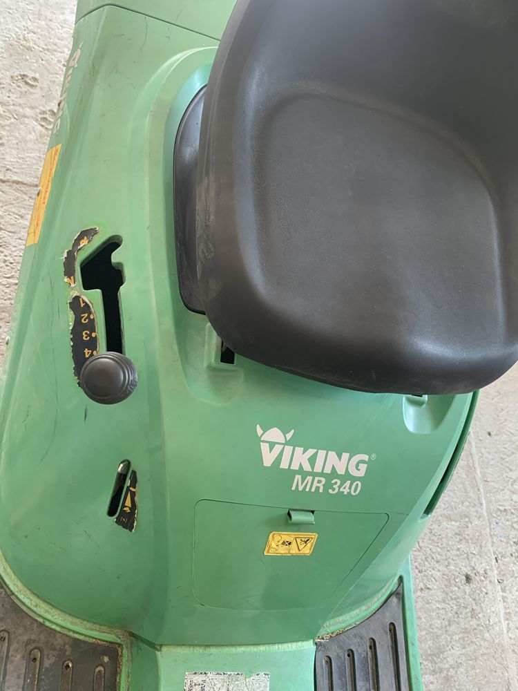 Kosiarka traktorek Viking MR340 z koszem i deflektorem