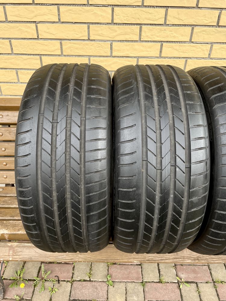 Шини Резина 245.50 R18 Goodyear Літо