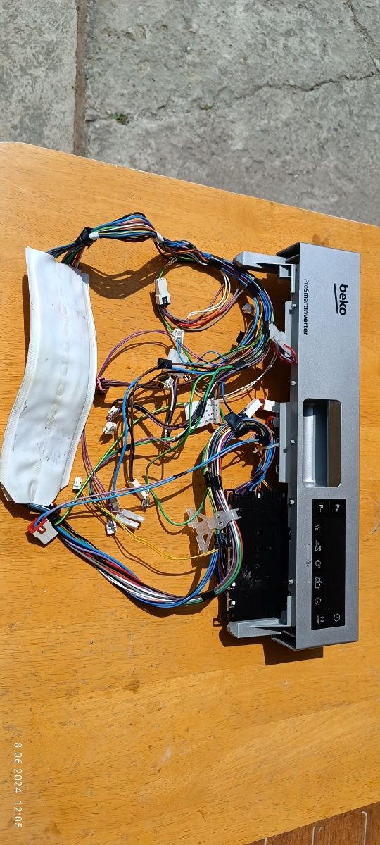 Panel do zmywarki beko DFS 28020X