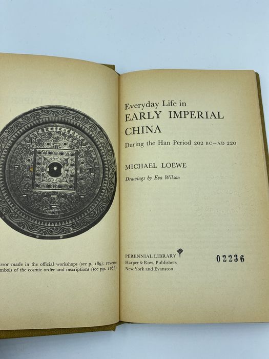 Everyday life in early imperial china Loewe książka po angielsku