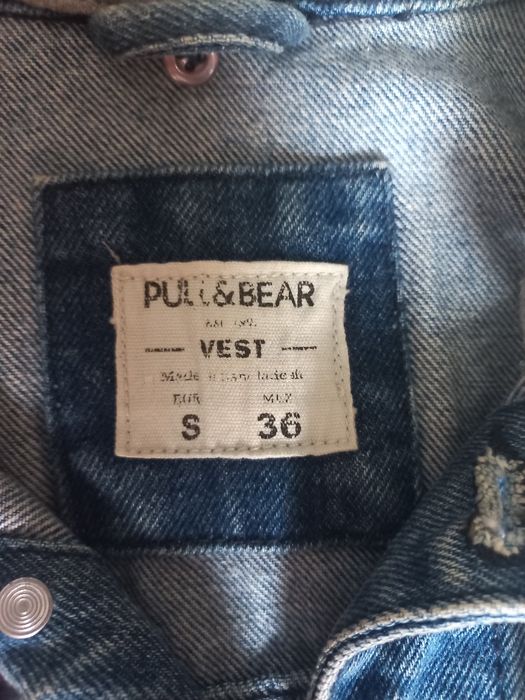 Чоловіча прикольна жилетка з капішоном.