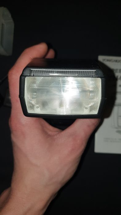 Вспышка Yongnuo YN-468 II