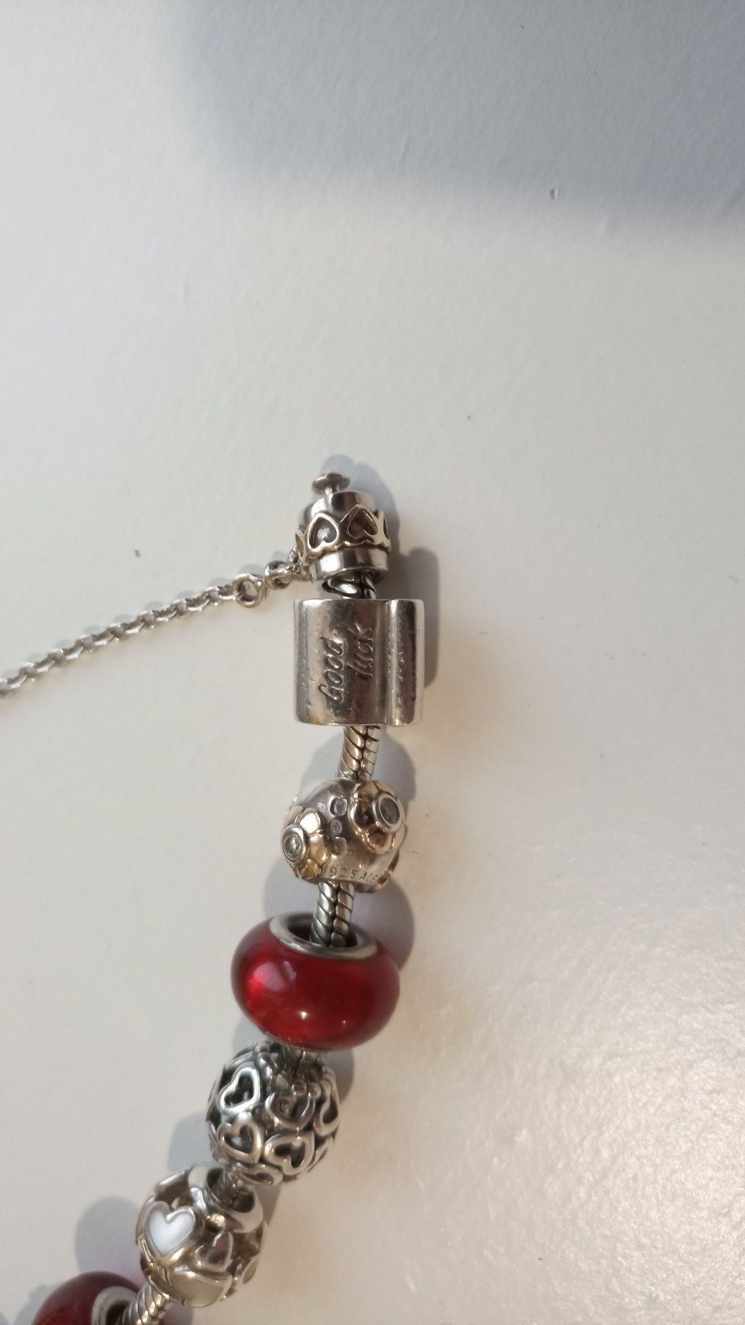 Pulseira e contas Pandora Ouro