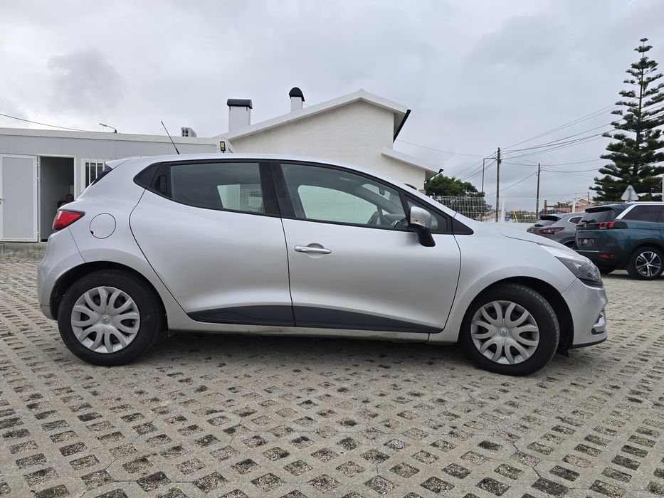 RENAULT  CLIO 1.5 DCI ZEN
