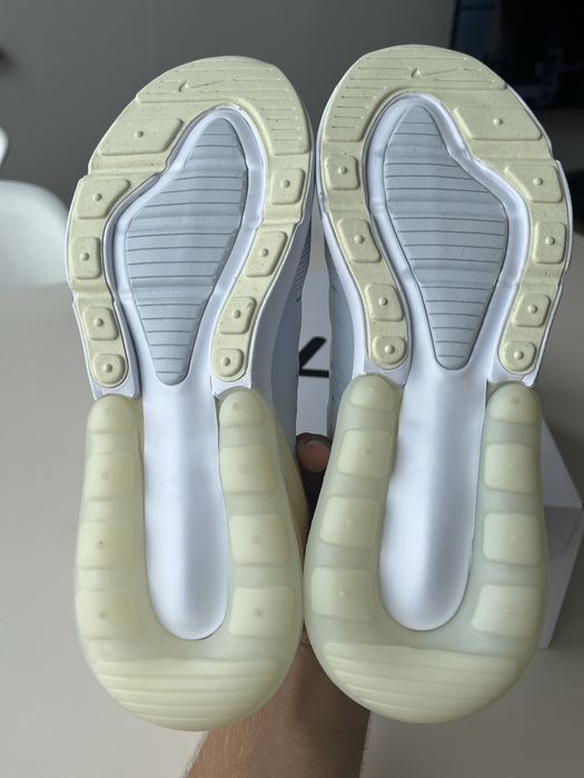 Białe buty nike air max 270