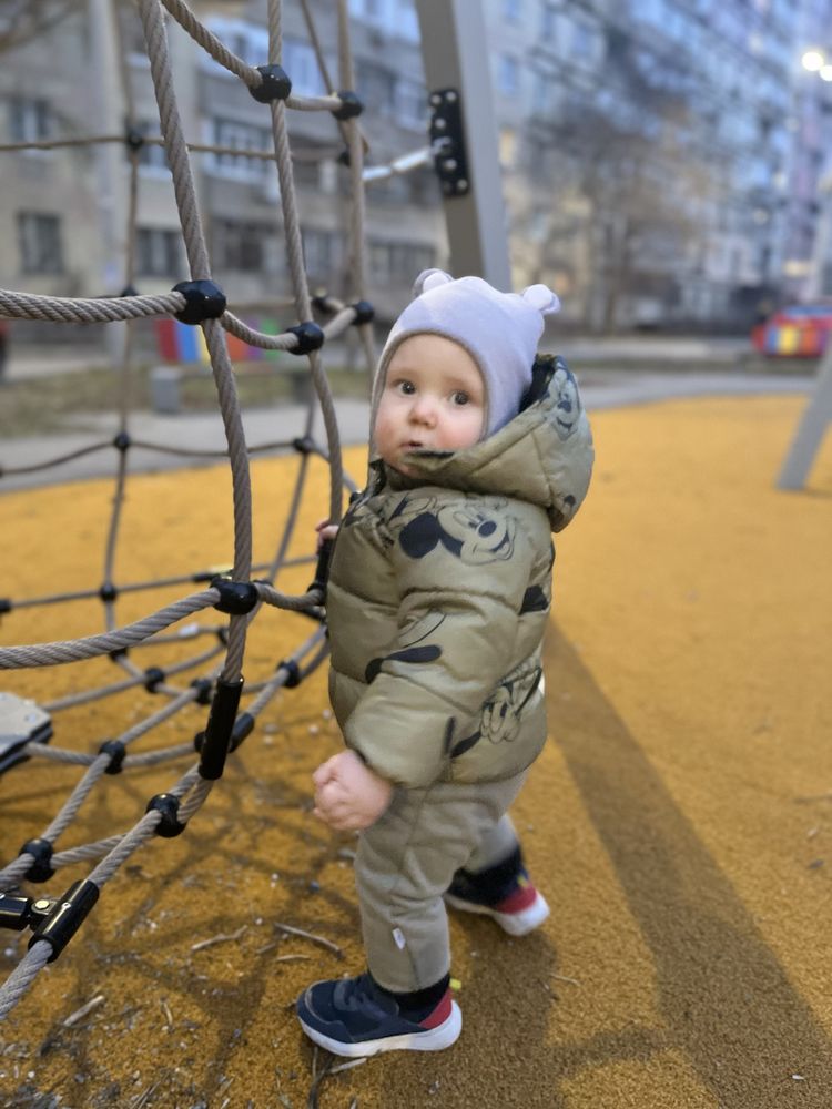Куртка микки hm