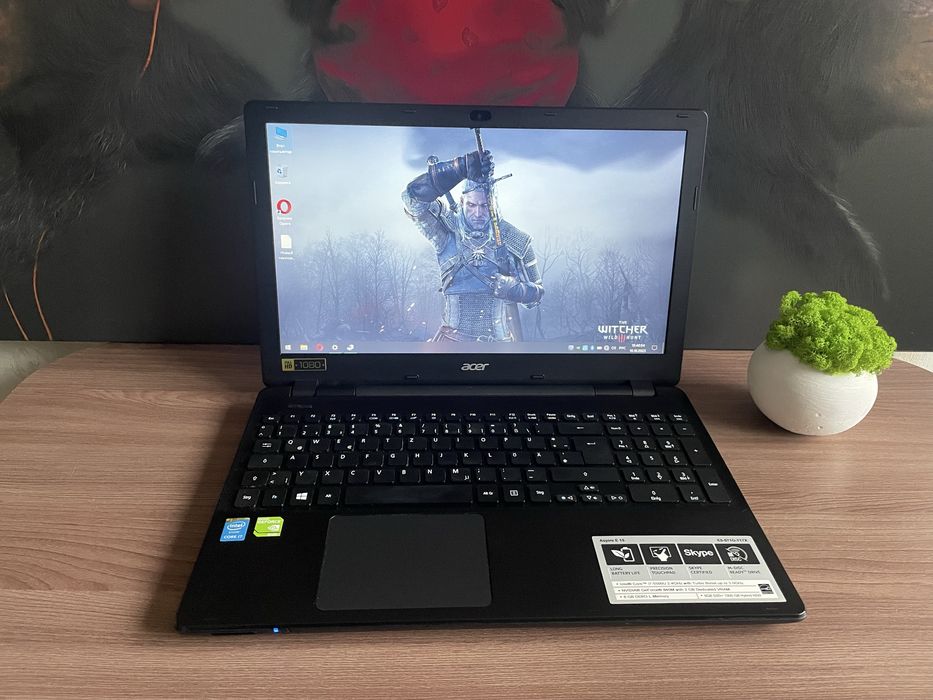 Игровой ноутбук Acer/FullHD/i7-5500/ 8 RAM/SSD+HDD/GeForce GT 840 2 GB