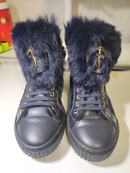 Зимове жіноче взуття Loriblu 36 р, cesare patiotti 36р
