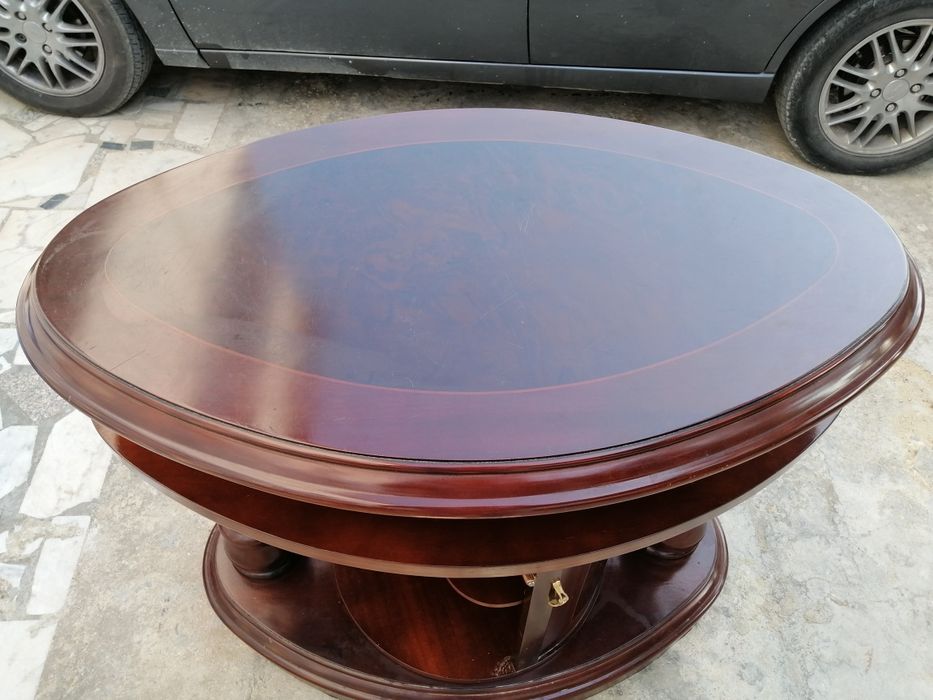 Bar de Sala em bom estado