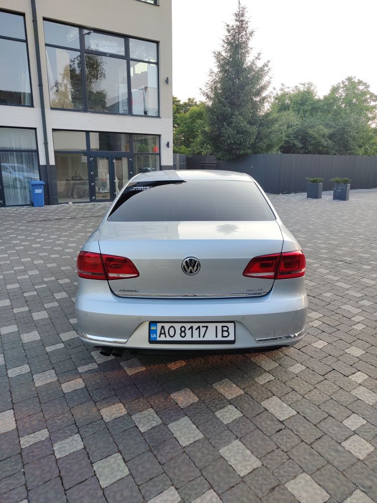 Продам Passat B7 2.0TDI Sedan 2012 Європа