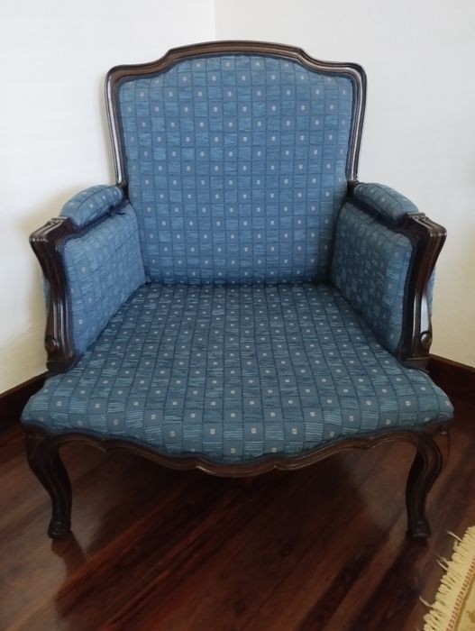 Cadeirão azul grande