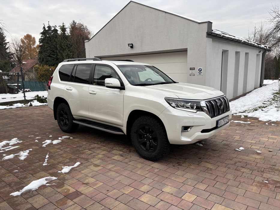 Toyota Land Cruiser Invincible 2.8 (salon PL)