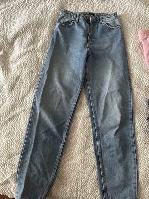 Джинси жіночі в хорошому стані