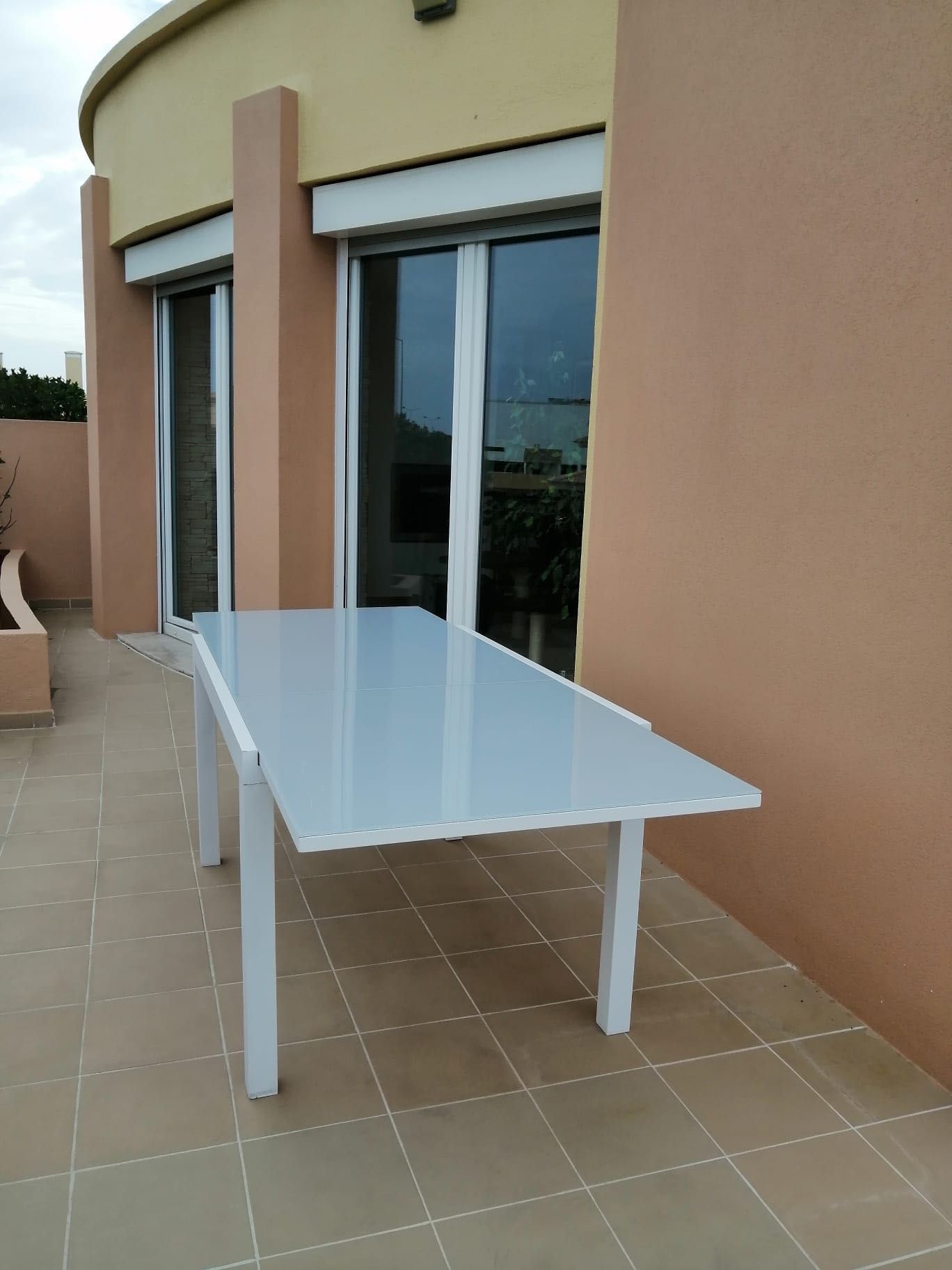 Mesa NATERIAL em óptimo estado